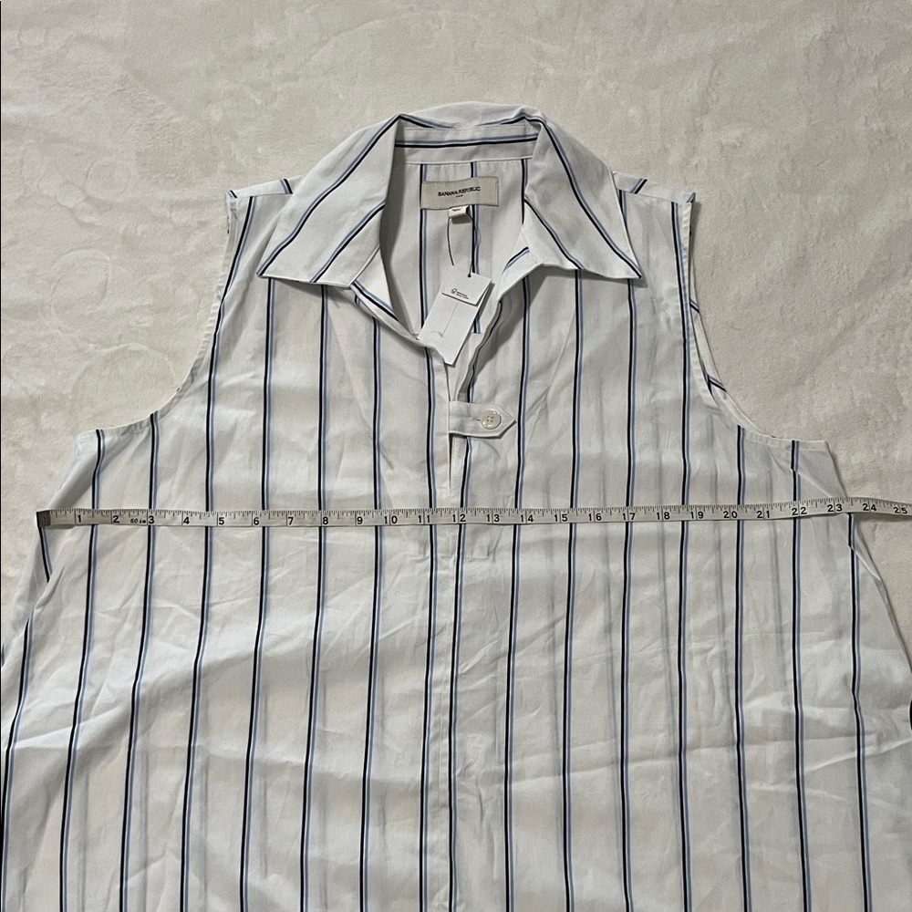 Banana Republic White and Black Striped Mini Dress - Picture 7 of 10